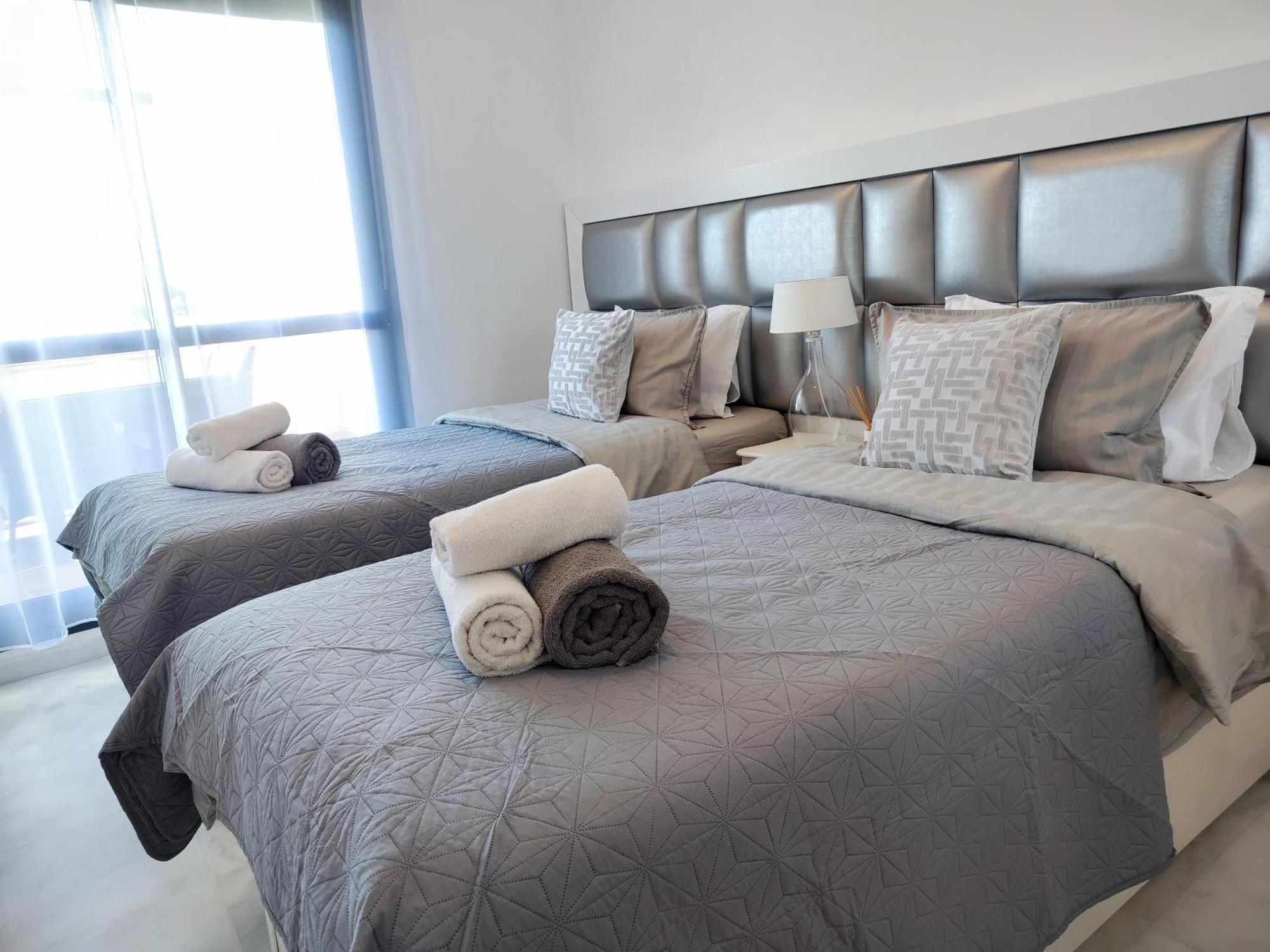 Luxury Duplex Infinity Pool Ehhouse Apartment Estepona Exterior photo