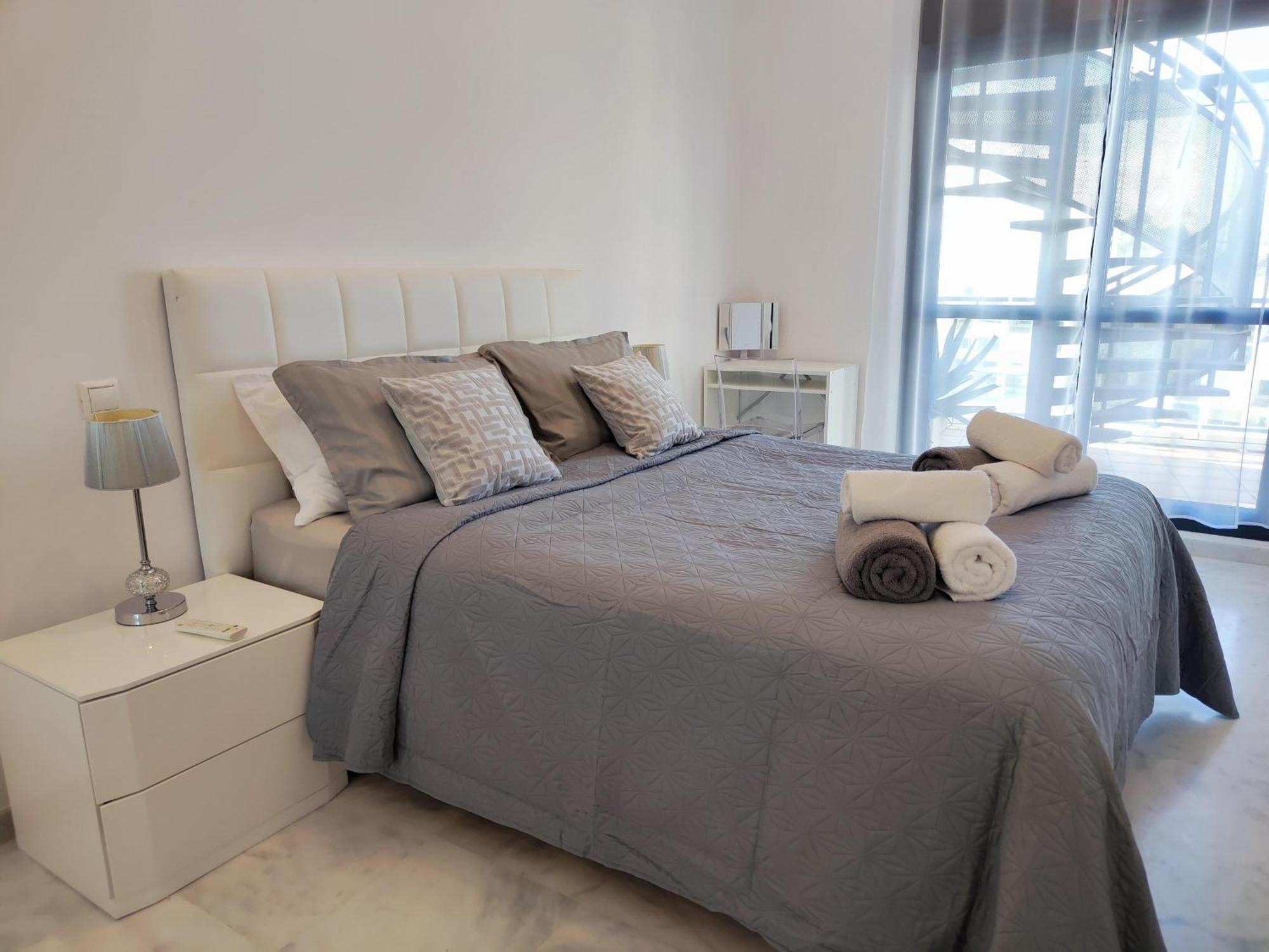 Luxury Duplex Infinity Pool Ehhouse Apartment Estepona Exterior photo