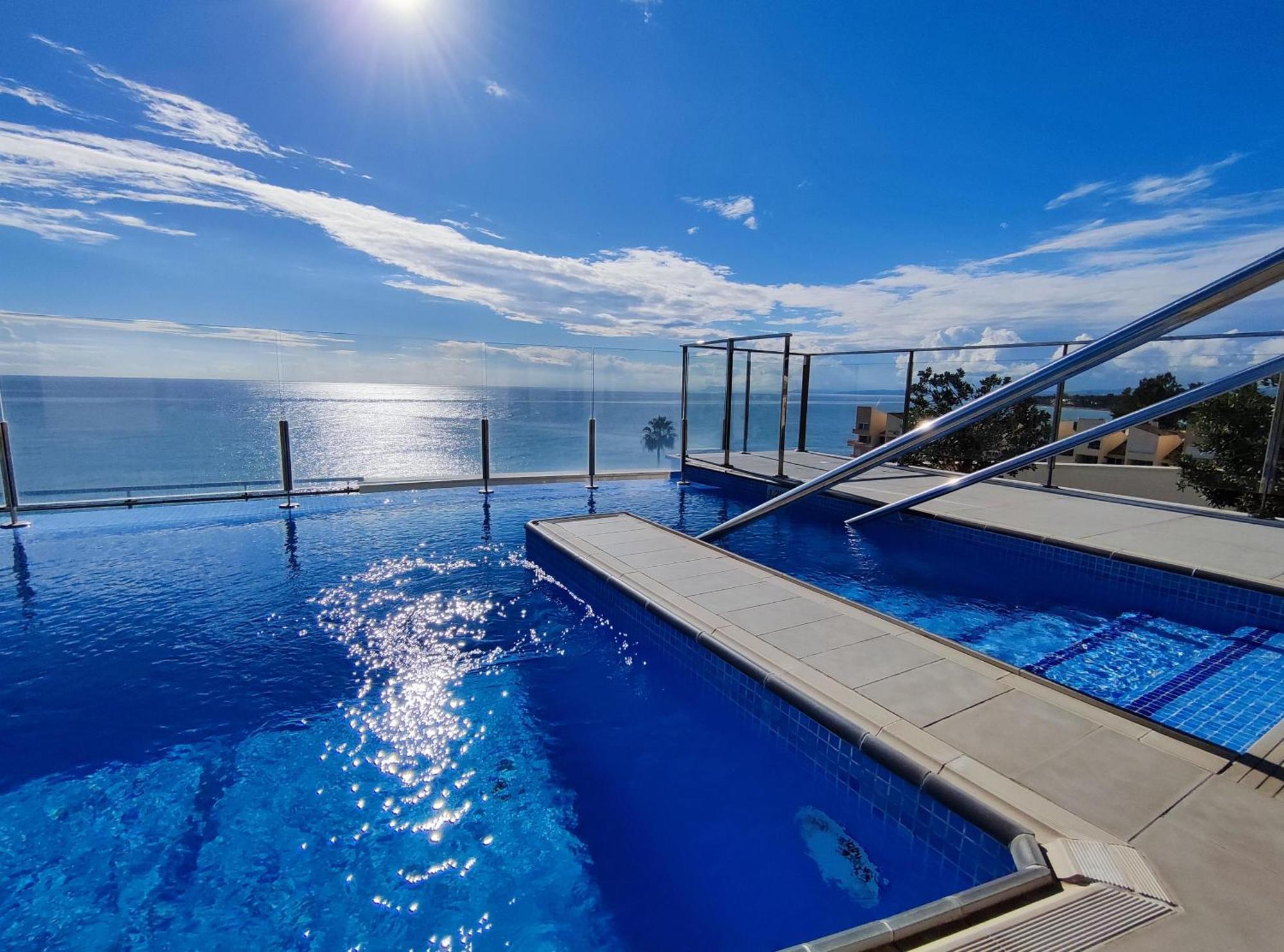 Luxury Duplex Infinity Pool Ehhouse Apartment Estepona Exterior photo